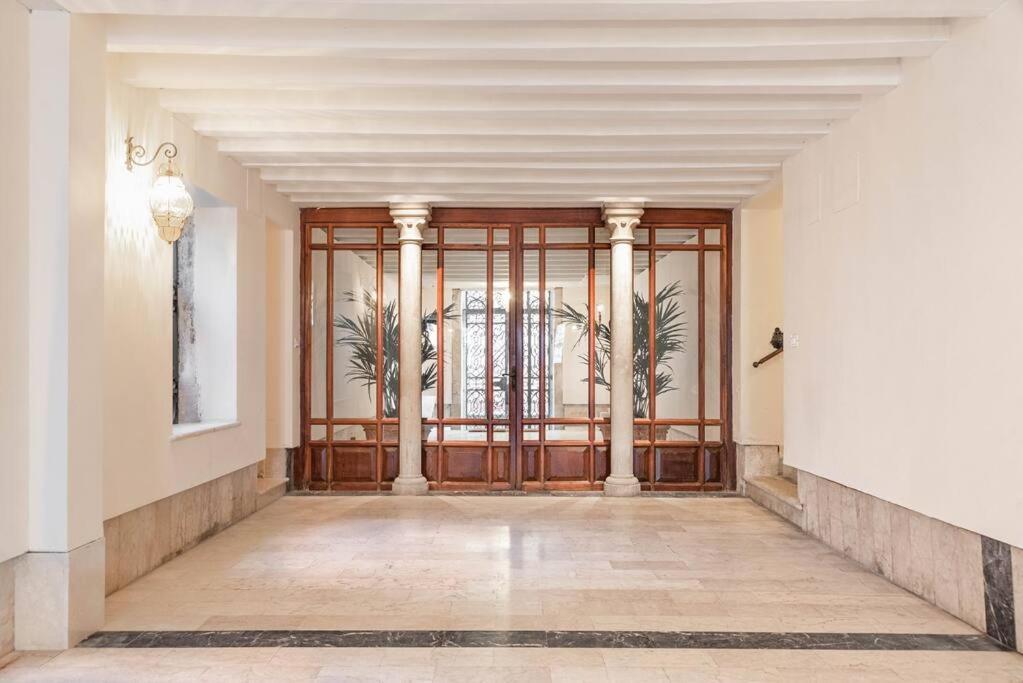 Apt With Amazing View - San Marco Apartment Venedig