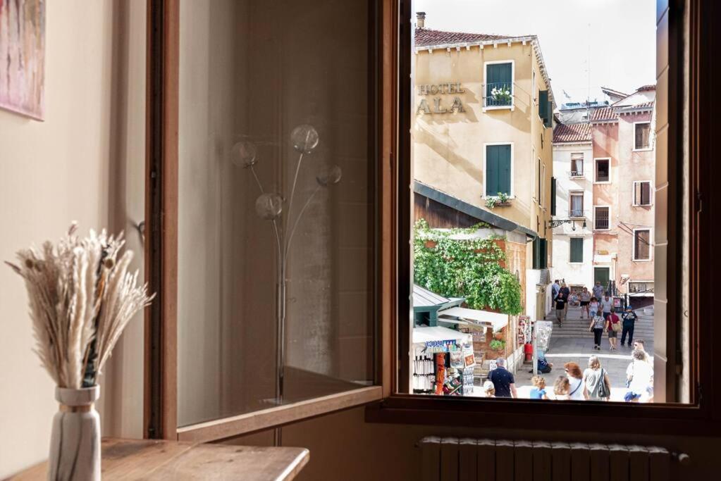 Apt With Amazing View - San Marco Venedig